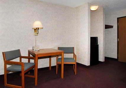 Hotel Baymont By Wyndham I-70